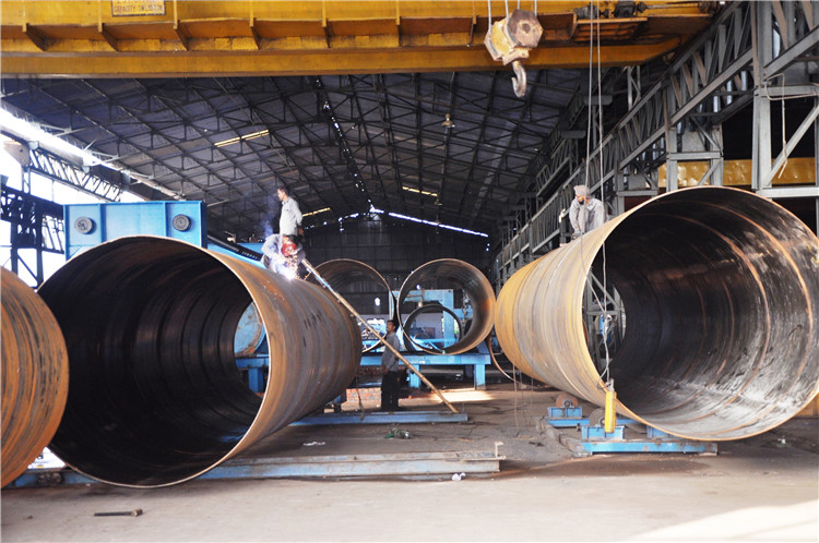 Spiral-welded-pipe-making-machine.jpg